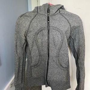 Lululemon scuba full zip hoodie size 4 in grey